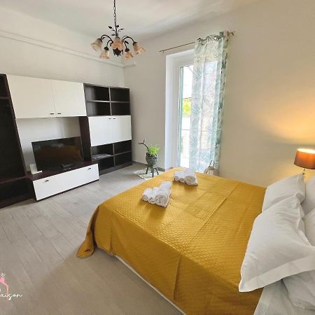 Patty Maison - Large & New Central Apartment Bari Zewnętrze zdjęcie